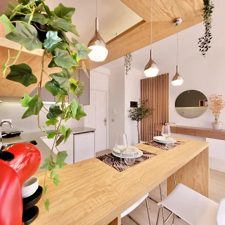 アパート The Valley View *