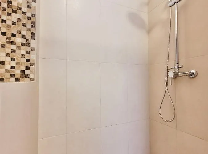 The Valley View Daire